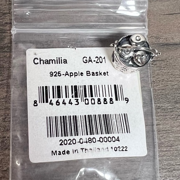 Chamilia *NEW* Sliding Barrel Charm Longaberger Apple Basket w/swinging handle - Picture 2 of 6
